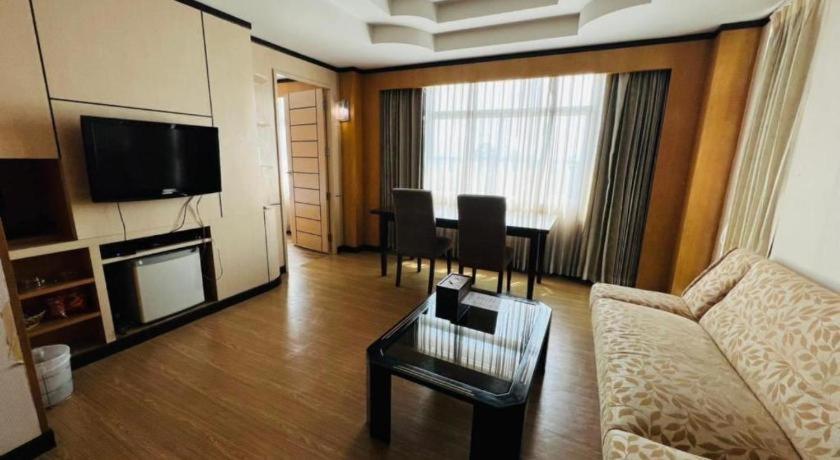 Western Grand Hotel Ratchaburi Ban Bang Kra Exterior photo